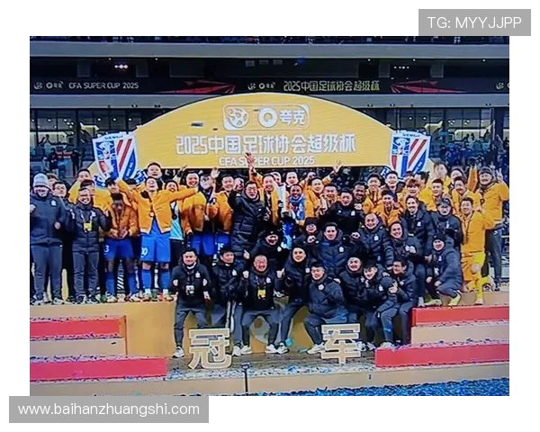 中国足球超级联赛迎来新赛季 多支豪门球队加强阵容目标冲击冠军