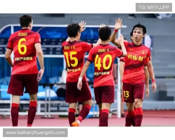 伯恩利俱乐部公布最新球队动态主帅调整与新援加盟引发球迷热议 伯恩利俱乐部公布最新球队动态主帅调整与新援加盟引发球迷热议