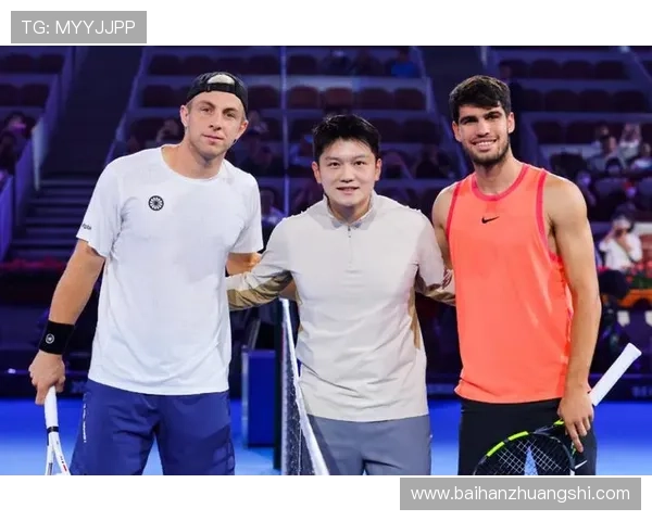 网球巨星对决揭幕战精彩纷呈 新赛季赛程与前景分析